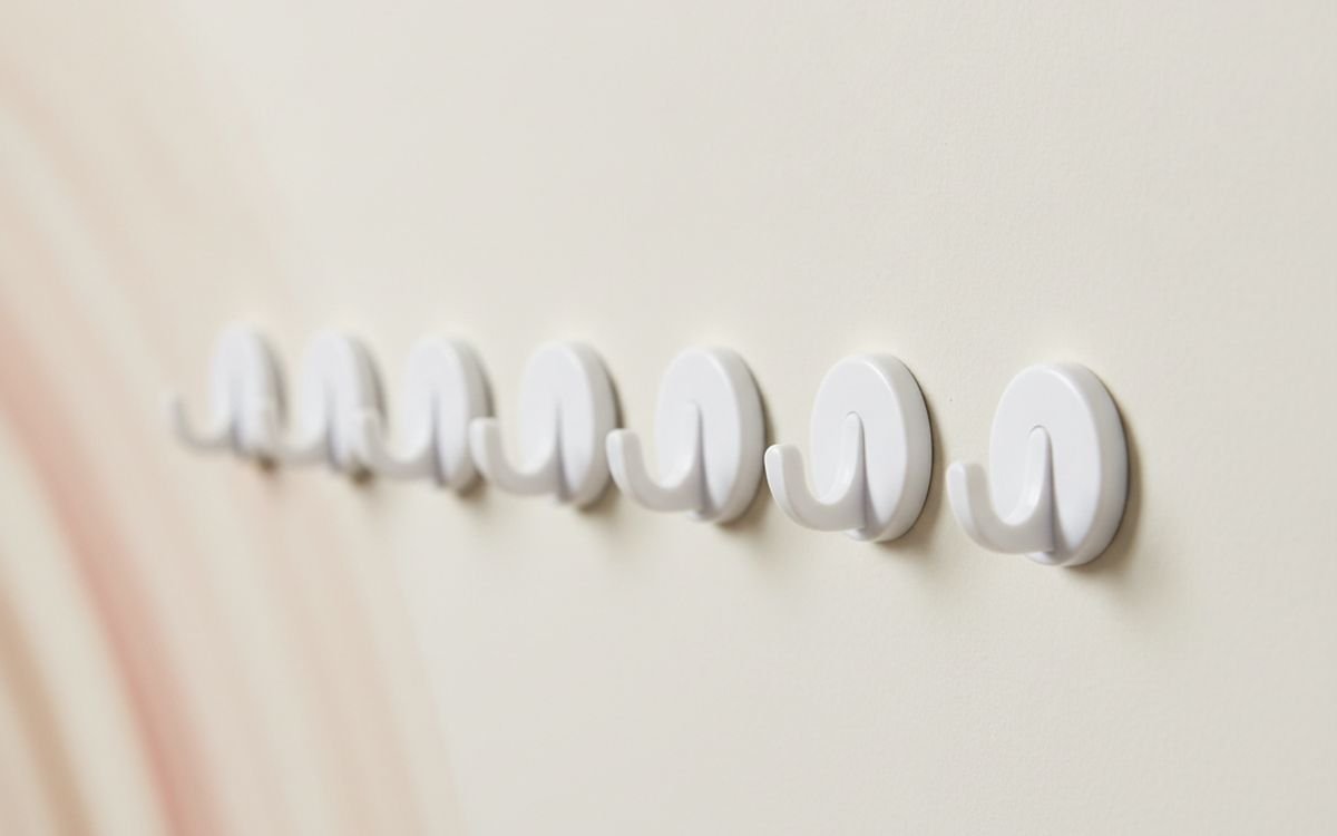 Command-style adhesive hooks